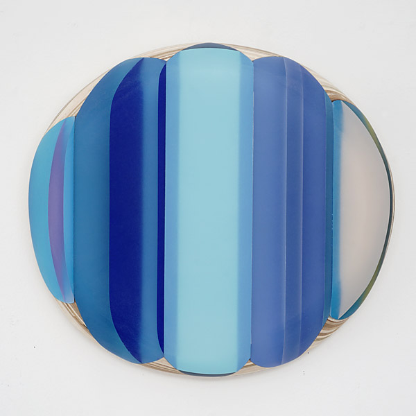 Cakes and Crowns Series: Beyond Pink MBT10023